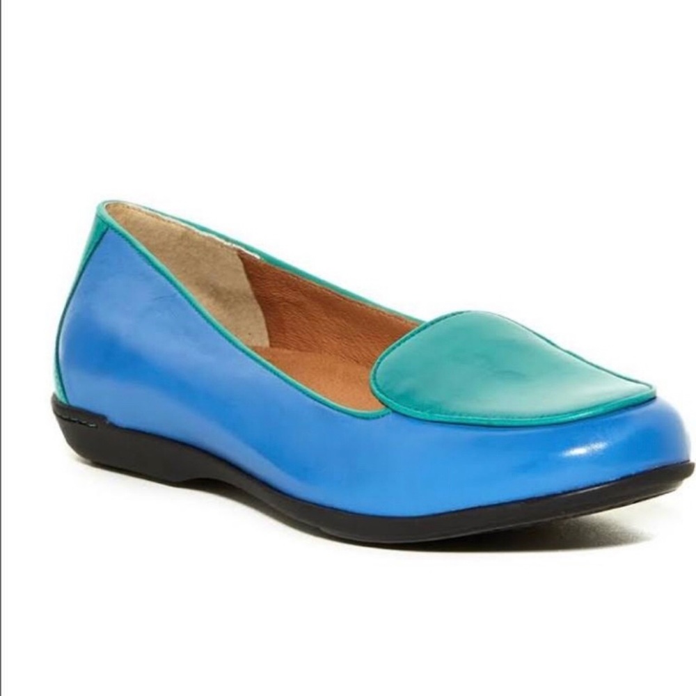 Dansko Nastacia Flats